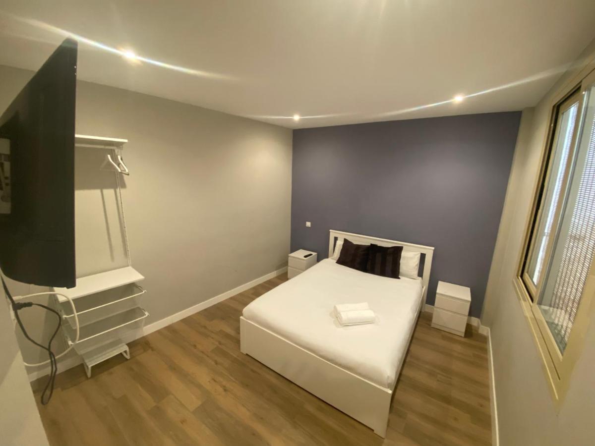 Apartamentos Sol Madrid Exterior foto